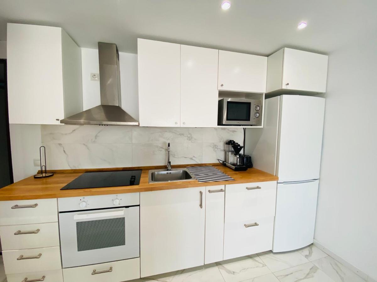 Fresh And Modern Delux Apartment In 1 Min From The Beach! Fuengirola Exterior foto