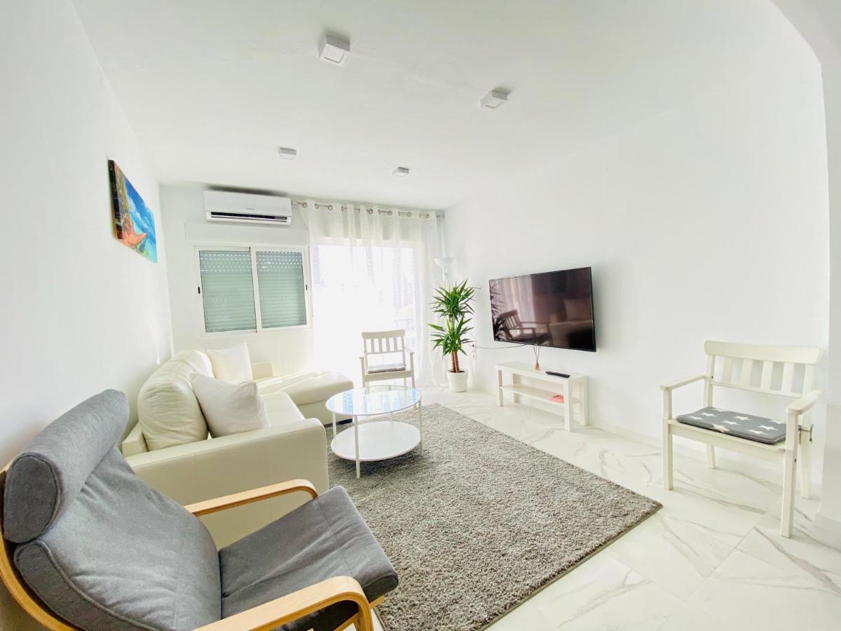 Fresh And Modern Delux Apartment In 1 Min From The Beach! Fuengirola Exterior foto